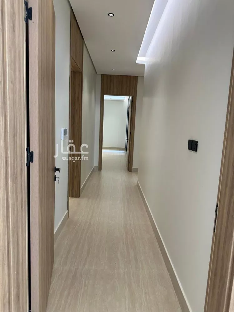 Floor for Sale in Riyadh Al Qirawan 10