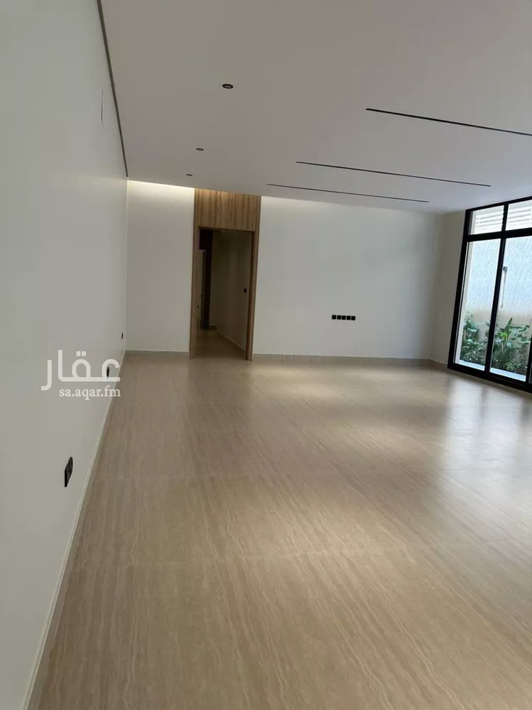 Floor for Sale in Riyadh Al Qirawan 16