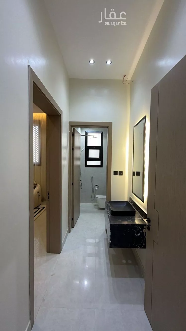 فيلا للبيع في شارع إبراهيم بن حسين, حي الرمال, مدينة الرياض, منطقة الرياض صورة 2