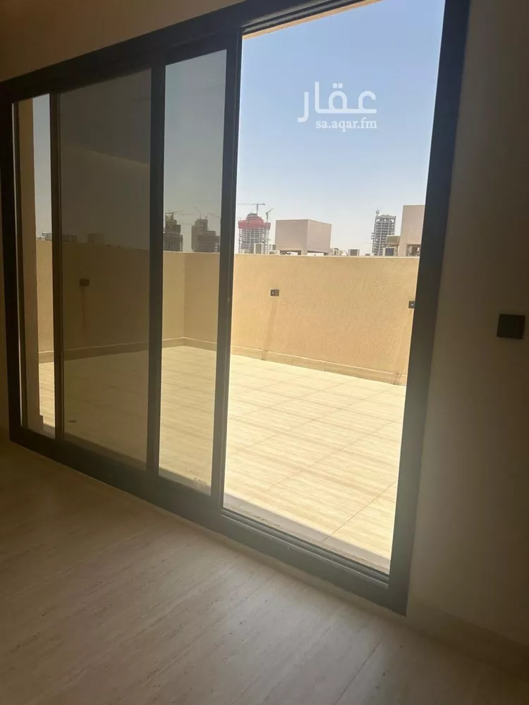 دور للبيع في شارع علي السنجاري, حي القيروان, مدينة الرياض, منطقة الرياض 8