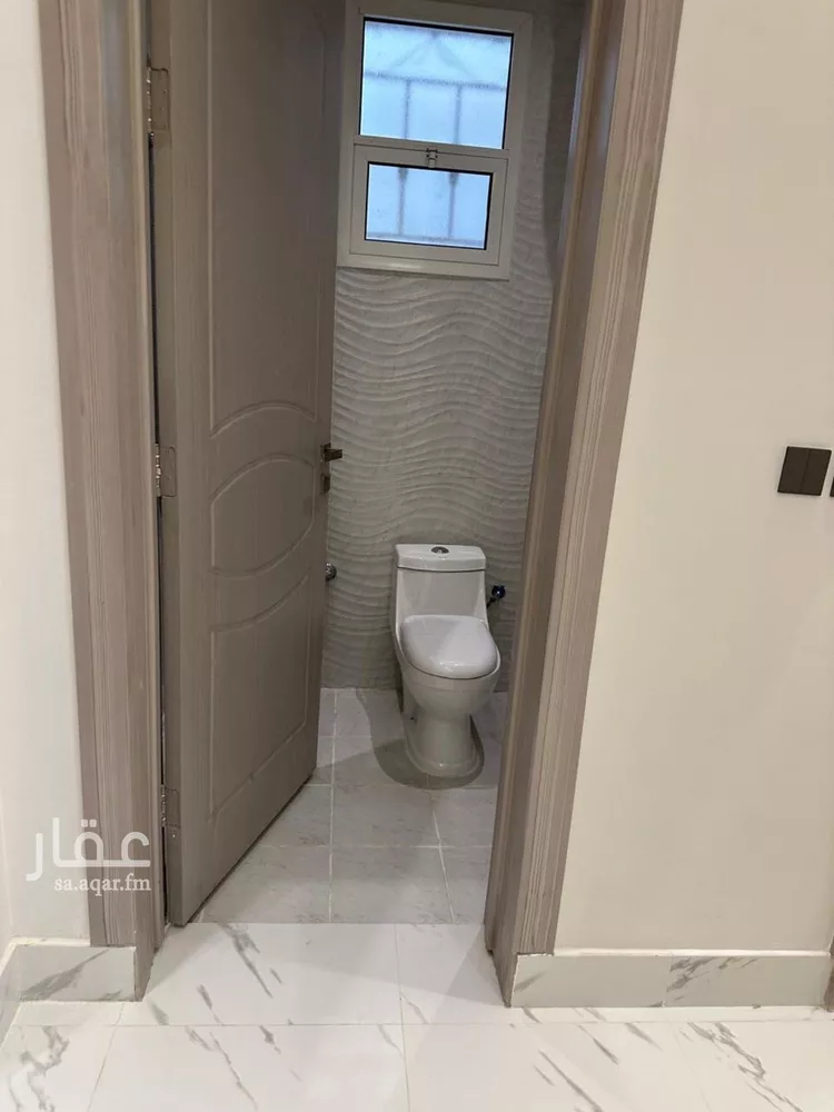 دور للبيع في شارع حسن مشاط, حي عكاظ, مدينة الرياض, منطقة الرياض 22