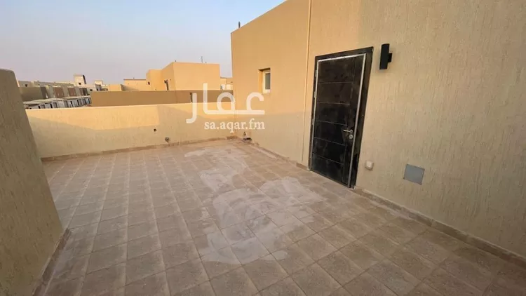 فيلا للبيع في شارع ابن أبي بكر المخزومي, حي مطار الملك خالد الدولي, مدينة الرياض, منطقة الرياض صورة 3