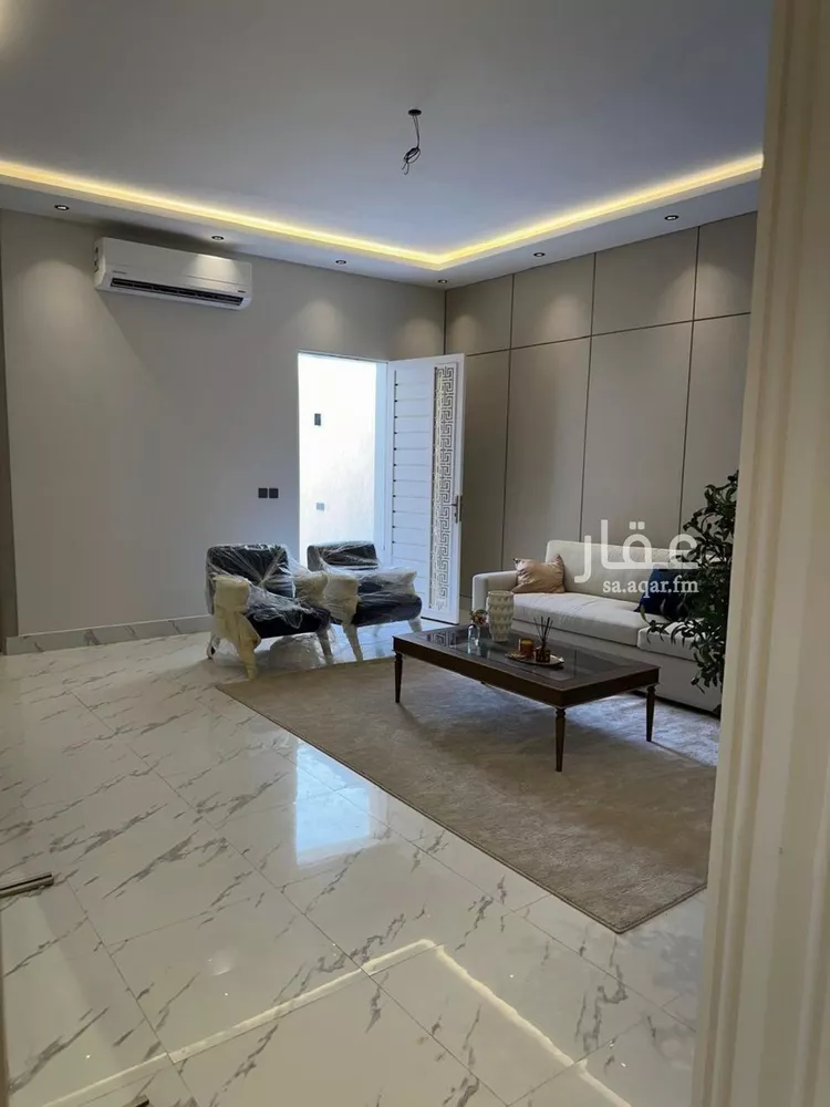 دور للبيع في شارع حسن مشاط, حي عكاظ, مدينة الرياض, منطقة الرياض 14