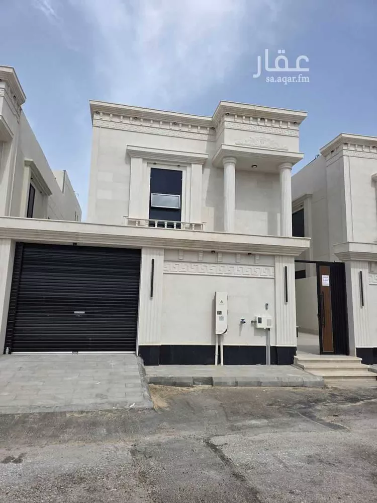 فيلا للبيع في شارع عبدالرحمن بن كعب الانصاري, حي الأمواج, مدينة الخبر, المنطقة الشرقية صورة 2