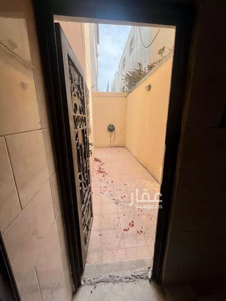 فيلا للبيع في شارع مروان بن معاوية, حي الراكة الجنوبية, مدينة الخبر, المنطقة الشرقية 12