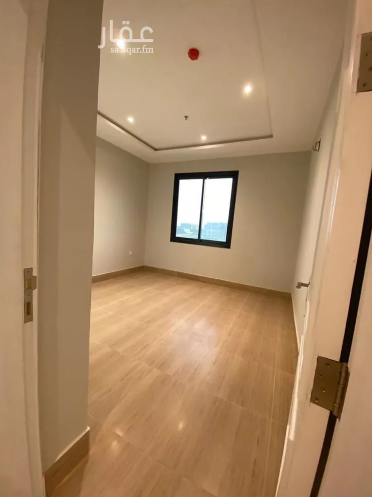 شقة للإيجار في شارع القرية العليا, حي الحمراء, مدينة الخبر, المنطقة الشرقية