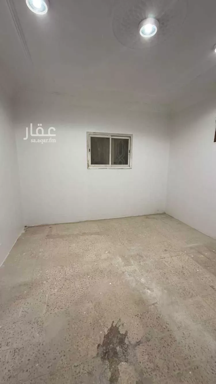 Building for Rent in Riyadh Badr صورة 2