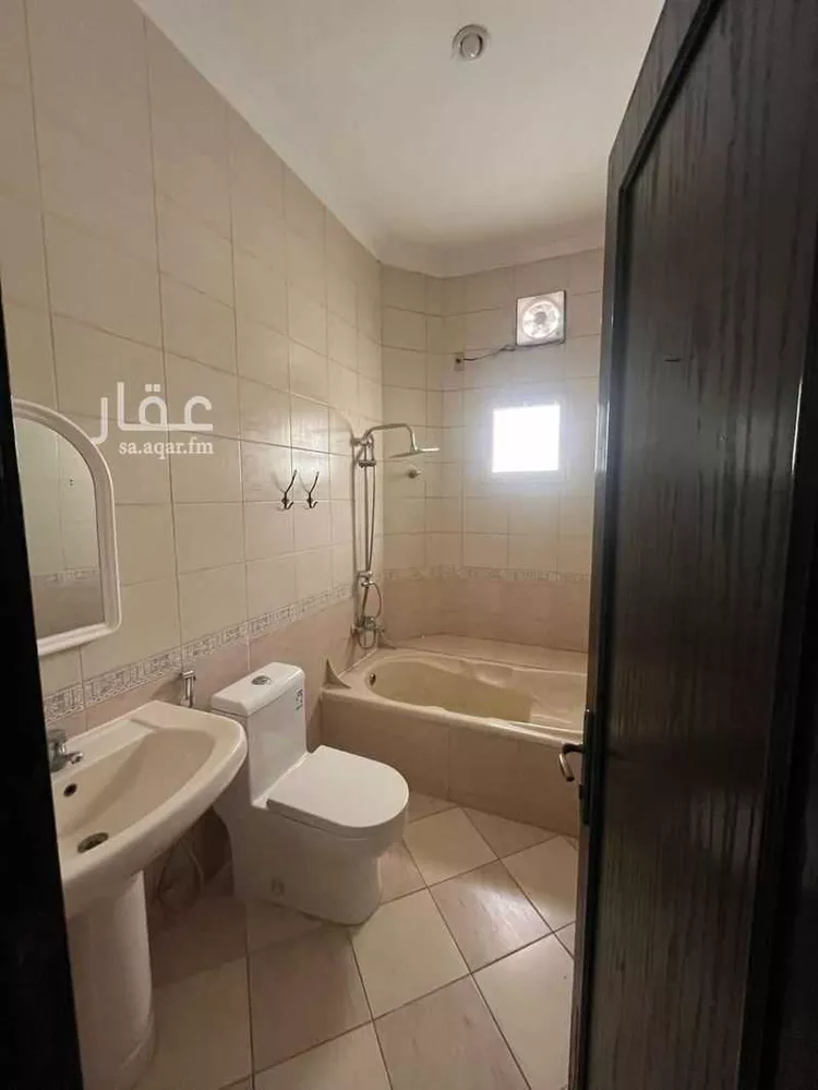 فيلا للبيع في شارع مروان بن معاوية, حي الراكة الجنوبية, مدينة الخبر, المنطقة الشرقية 21
