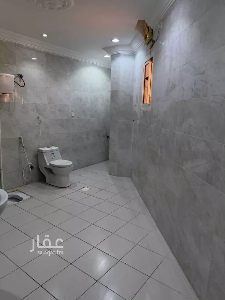 Building for Rent in Jeddah As Salhiyah