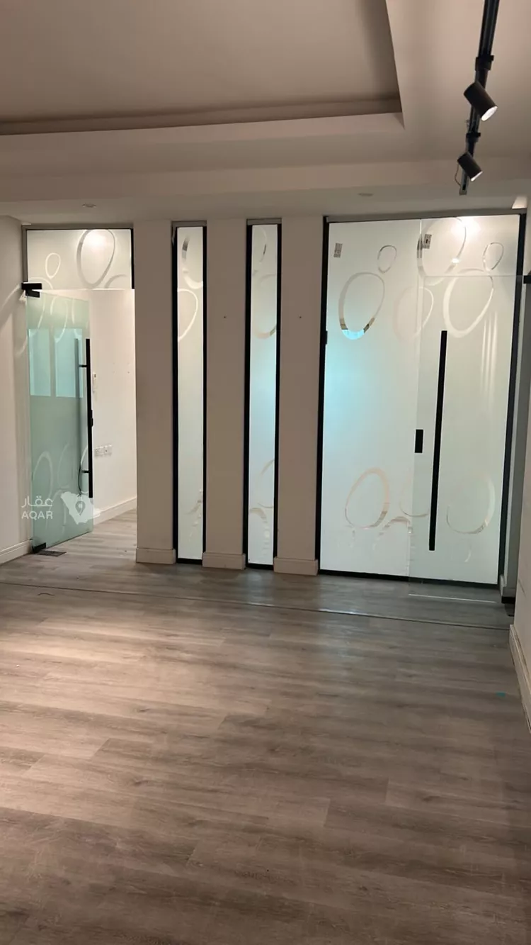 Commercial Office for Rent in Riyadh Al Yasmin صورة 2