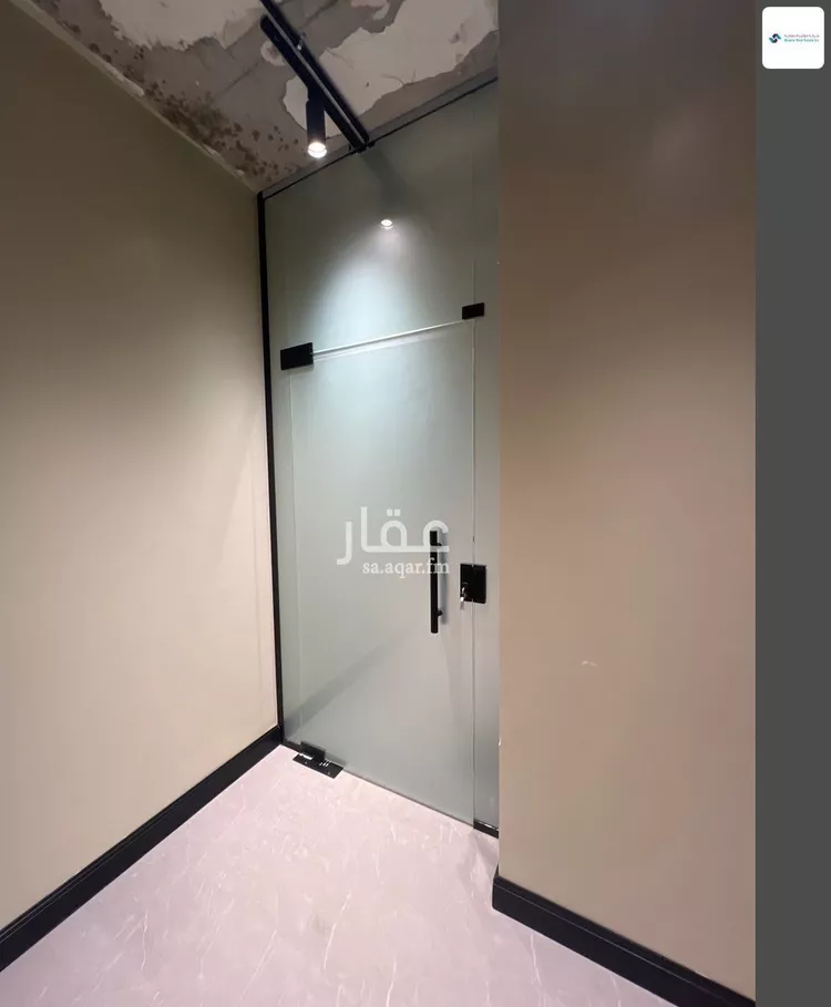 مكتب تجاري للإيجار في شارع ابي بكر الصديق الفرعي, حي الياسمين, مدينة الرياض, منطقة الرياض صورة 4