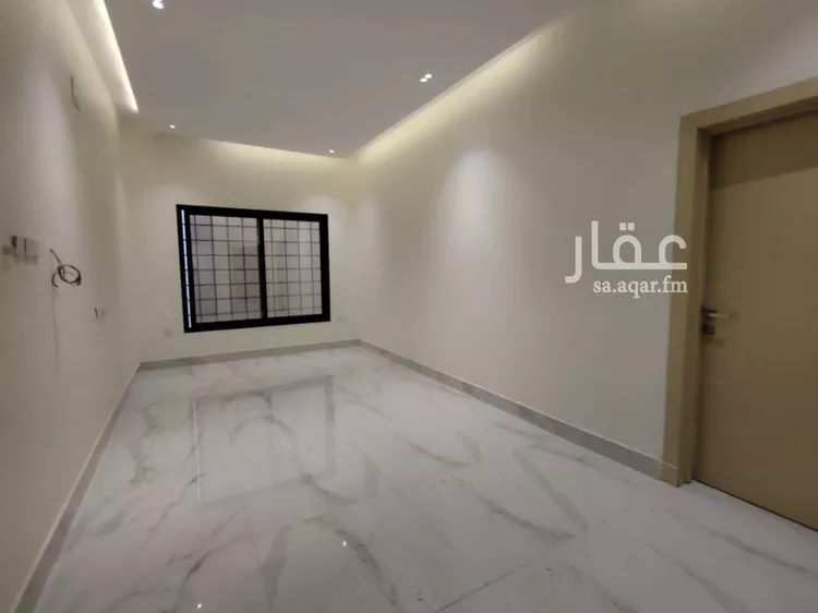 فيلا للبيع في شارع ابن مشرف, حي عكاظ, مدينة الرياض, منطقة الرياض صورة 3
