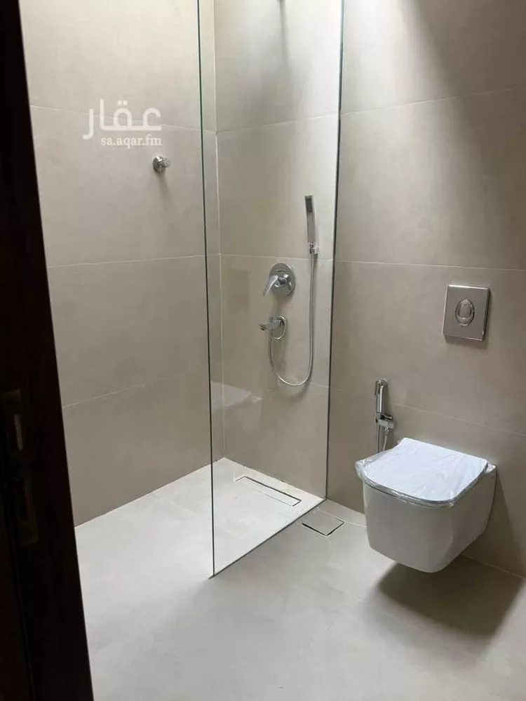 دور للبيع في شارع النقيل, حي المنار, مدينة الرياض, منطقة الرياض صورة 2