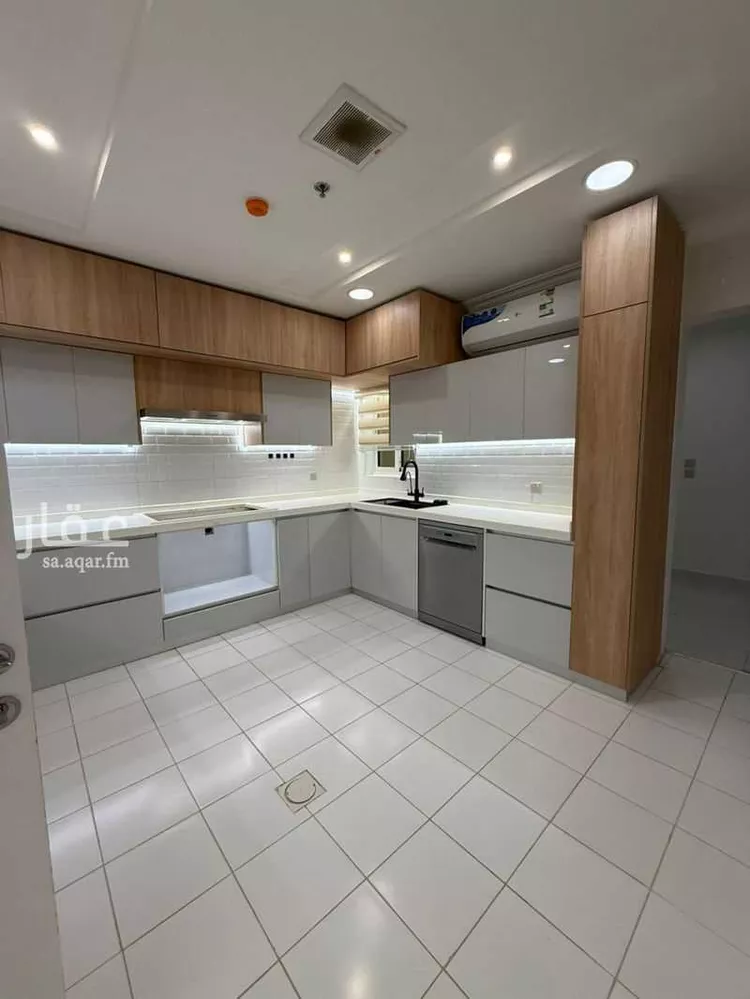 شقة للإيجار في شارع تنومة ، حي الحمراء ، الخبر ، الخبر صورة 4