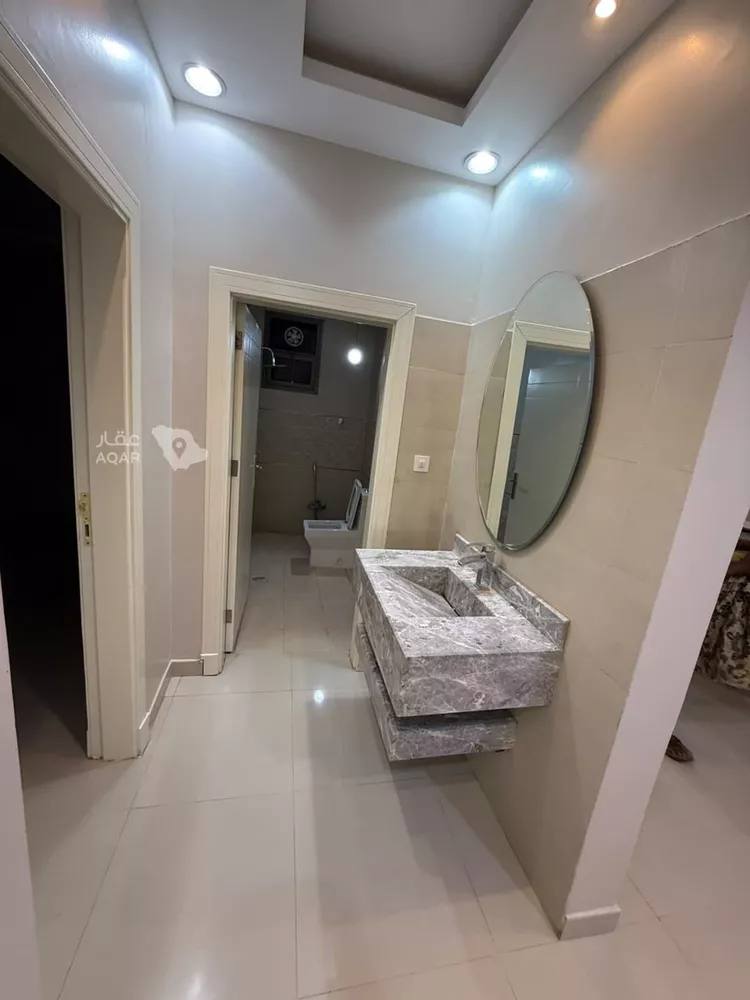 شقة للإيجار في شارع أبي عمر الجرمي, حي بدر, مدينة الرياض, منطقة الرياض 8