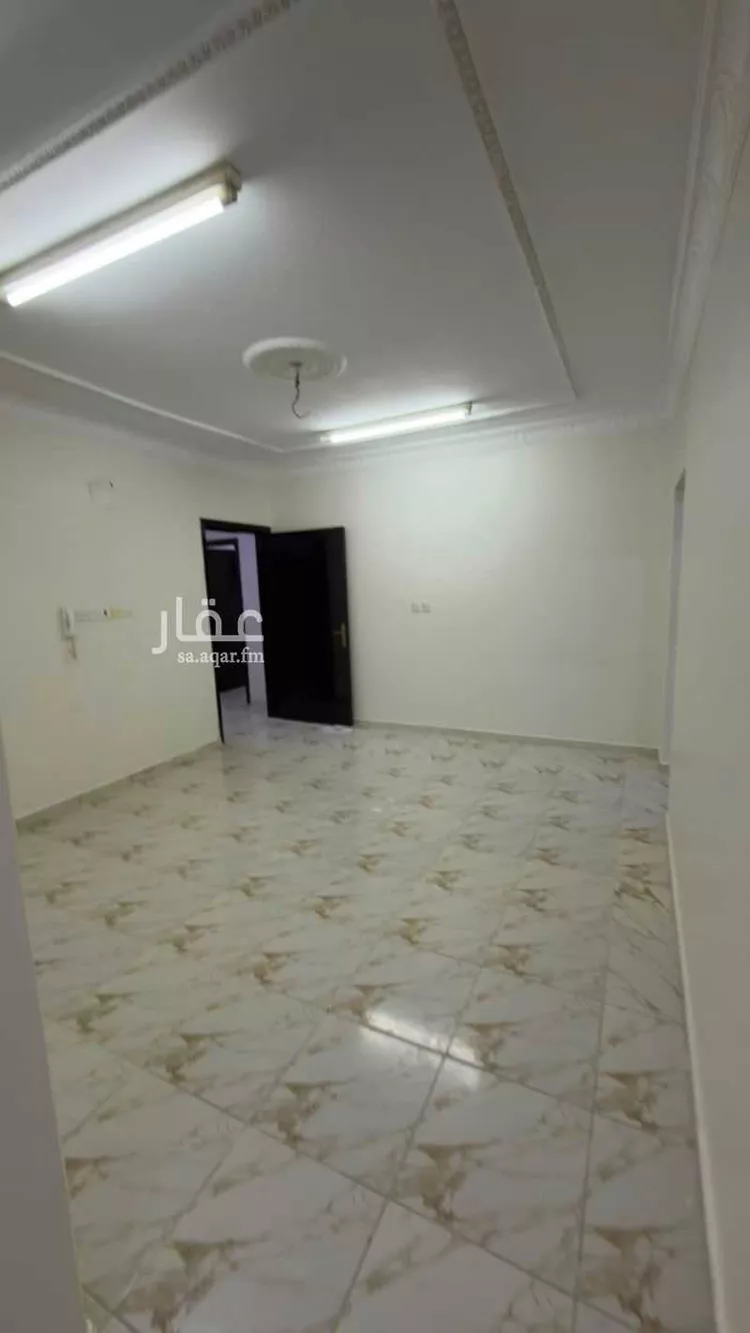 شقة للإيجار في شارع عمر بن علوان التونسي, حي العزيزية, مدينة الرياض, منطقة الرياض صورة 2