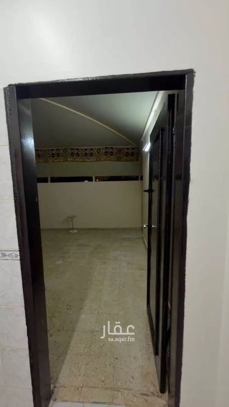 شقة للإيجار في شارع عمر بن علوان التونسي, حي العزيزية, مدينة الرياض, منطقة الرياض صورة 4