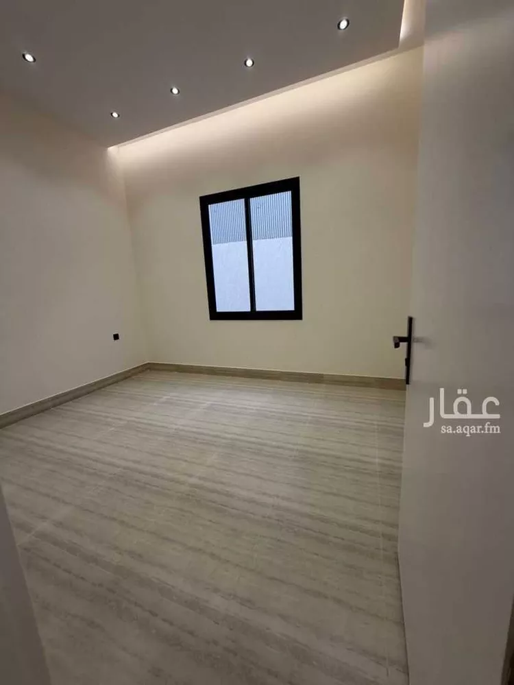 دور للبيع في شارع إبراهيم الطلحي, حي العزيزية, مدينة الرياض, منطقة الرياض 8