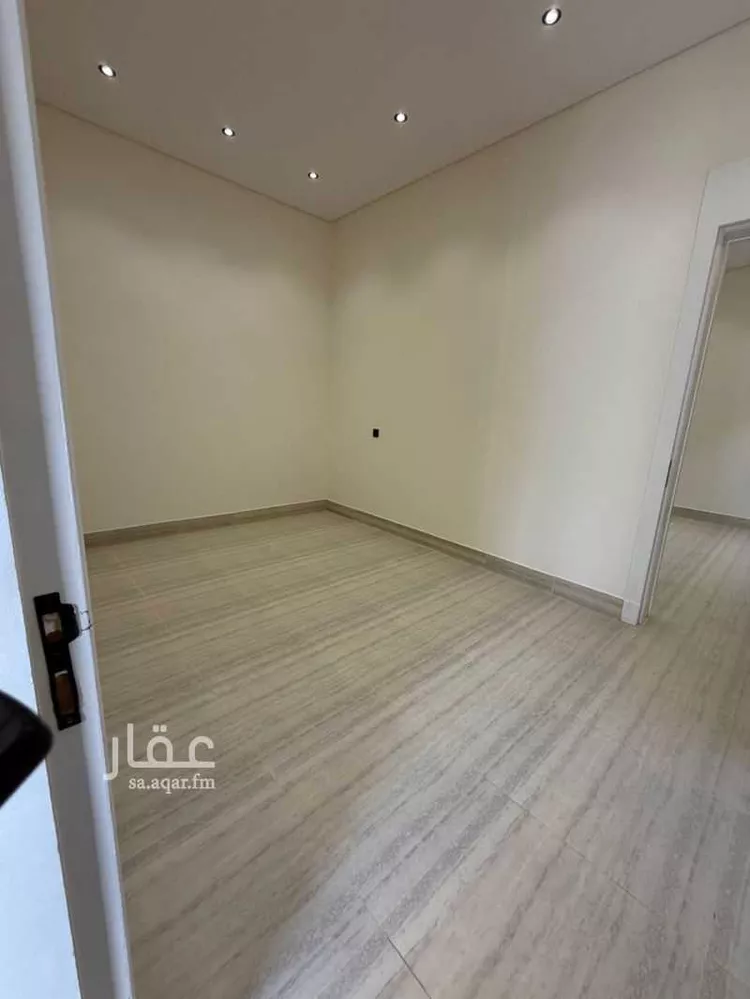 دور للبيع في شارع إبراهيم الطلحي, حي العزيزية, مدينة الرياض, منطقة الرياض صورة 4