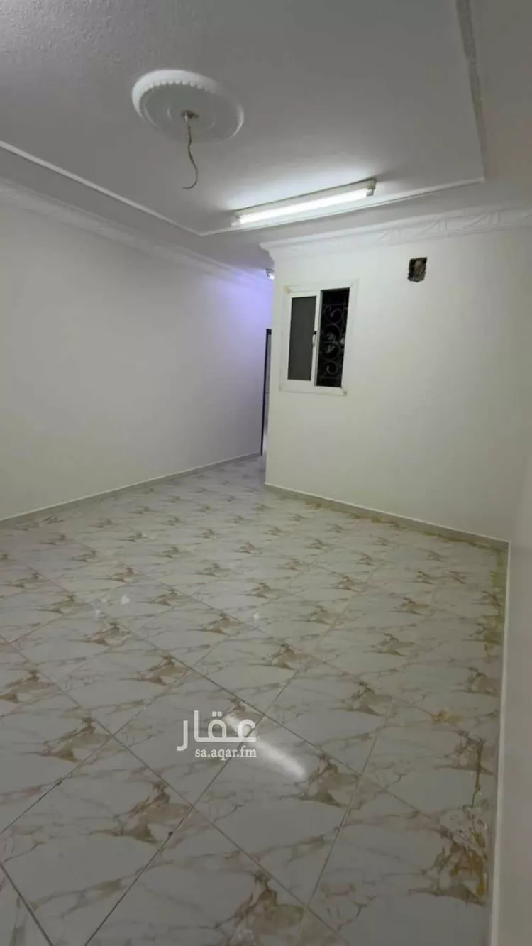 شقة للإيجار في شارع عمر بن علوان التونسي, حي العزيزية, مدينة الرياض, منطقة الرياض