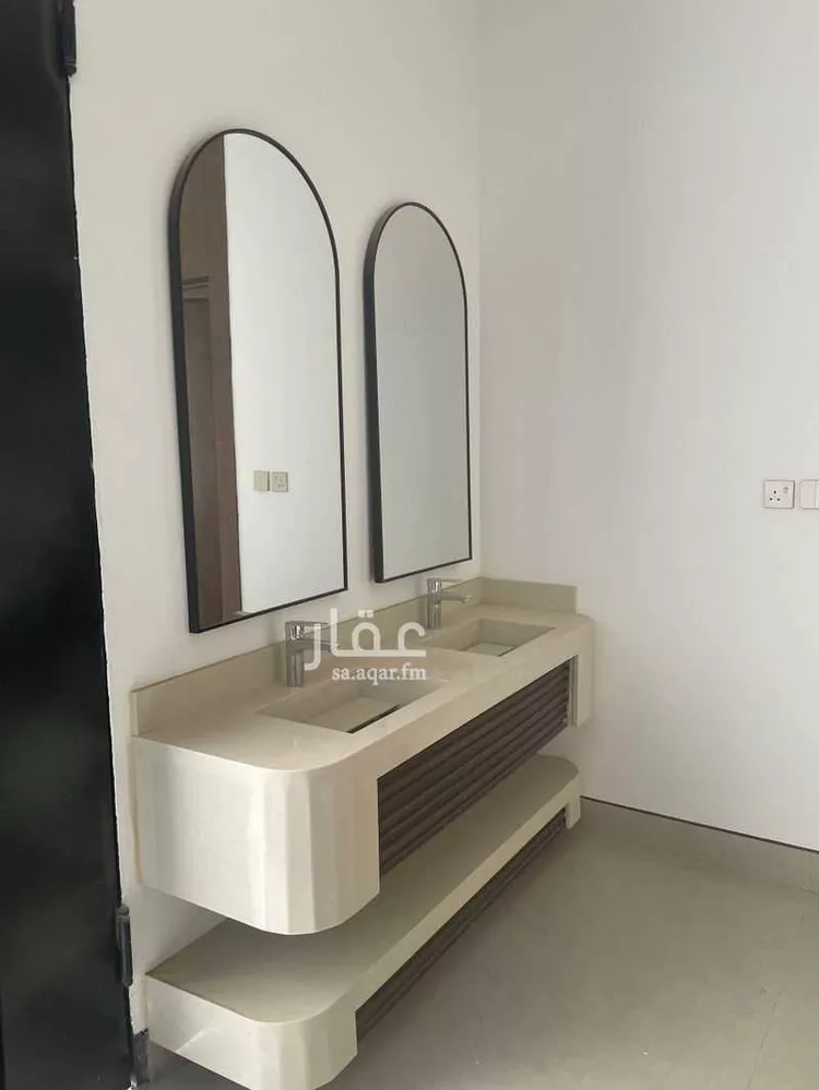 فيلا للبيع في شارع الطارق, حي الرمال, مدينة الرياض, منطقة الرياض 10