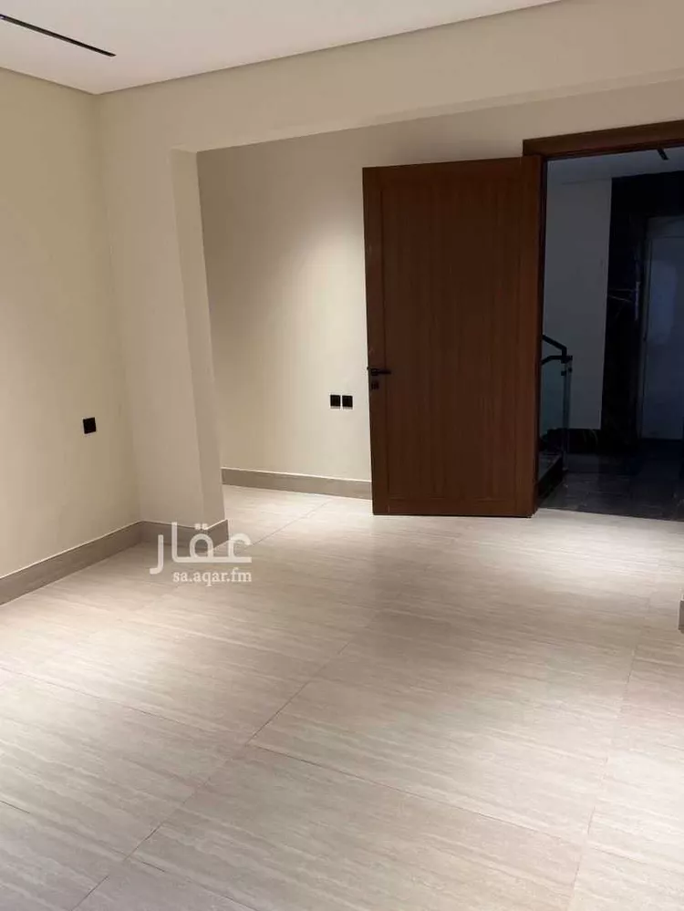 فيلا للإيجار في شارع أبي مروان بن حيان, حي الملك فهد, مدينة الرياض, منطقة الرياض صورة 4