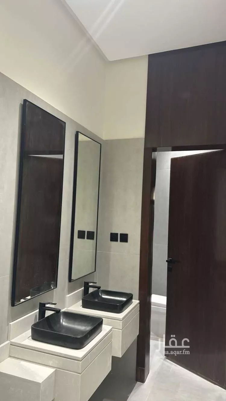 فيلا للإيجار في شارع عمارة بن أوس بن ثعلبة الأنصاري, حي الرمال, مدينة الرياض, منطقة الرياض صورة 3