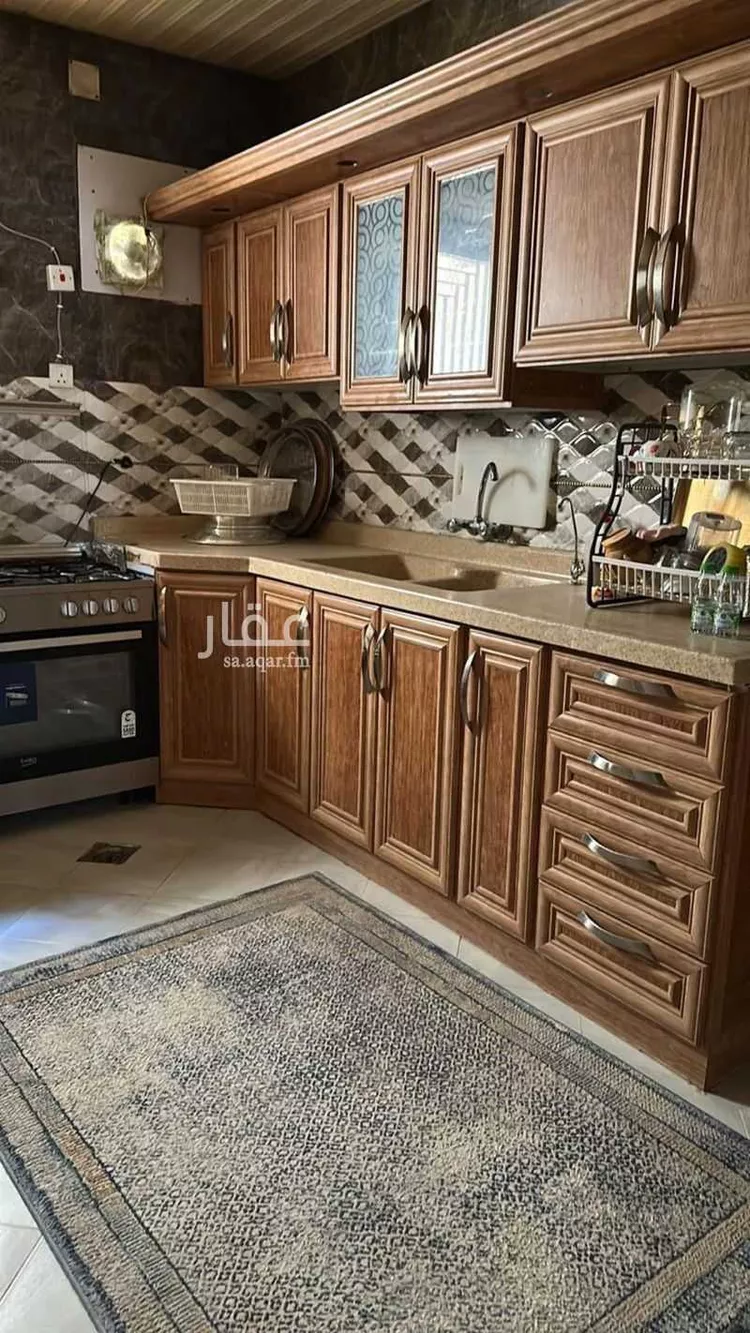 فيلا للبيع في شارع أبي الفتح بن رزين, حي النسيم الشرقي, مدينة الرياض, منطقة الرياض صورة 4