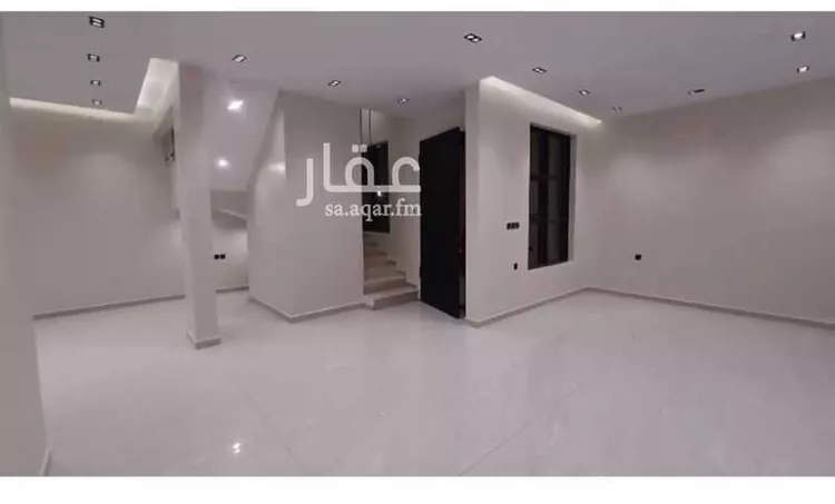 فيلا للبيع في شارع خريص, حي النظيم, مدينة الرياض, منطقة الرياض صورة 3