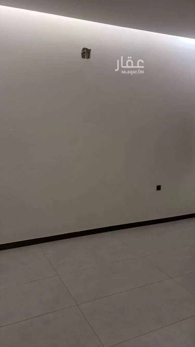 Floor for Sale in Riyadh Al Janadriyah صورة 2