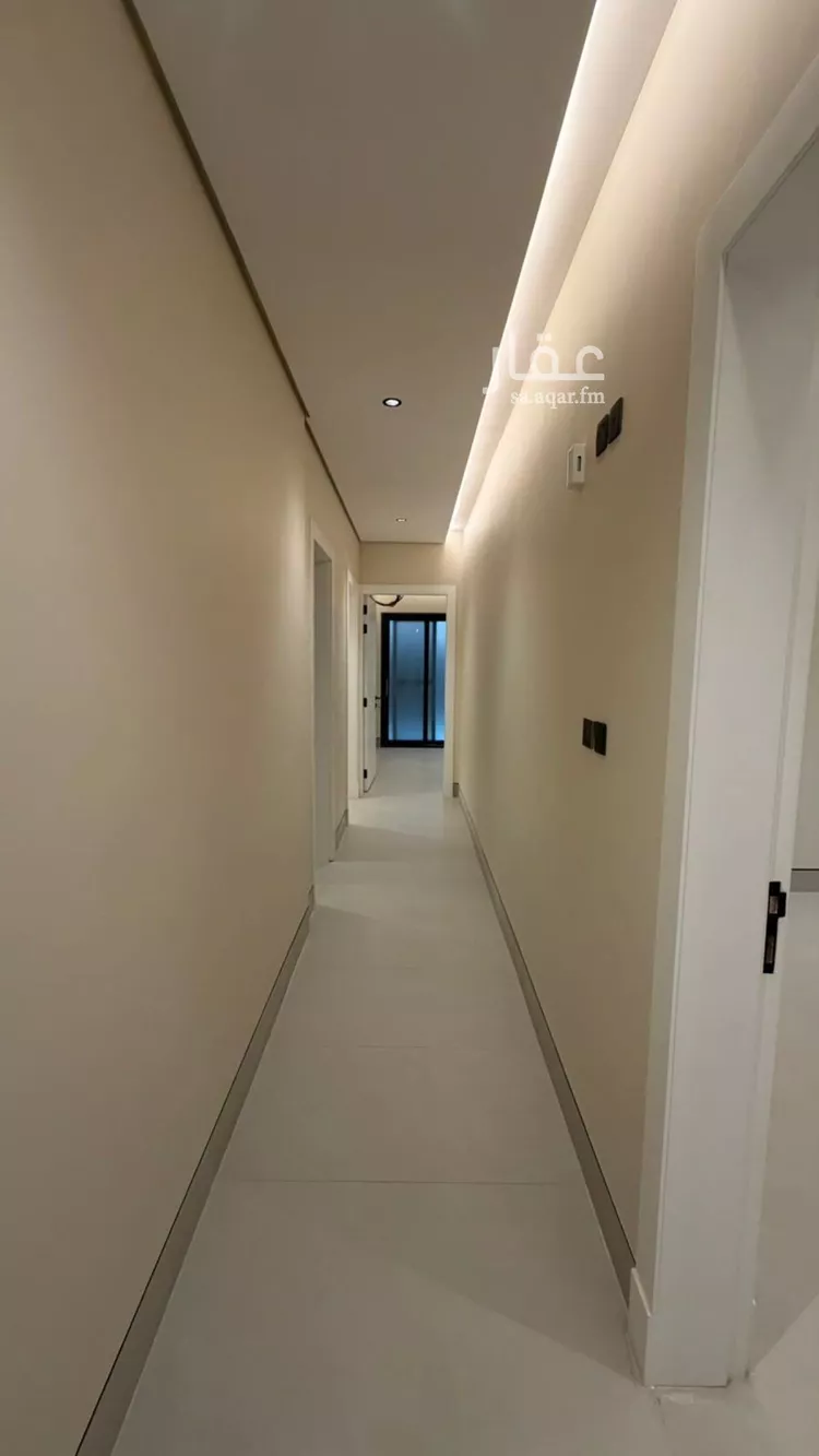 Floor for Sale in Riyadh King Fahd 8