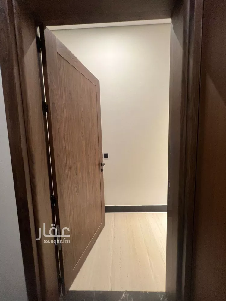 دور للبيع في شارع محمد حسين هيكل, حي العارض, مدينة الرياض, منطقة الرياض