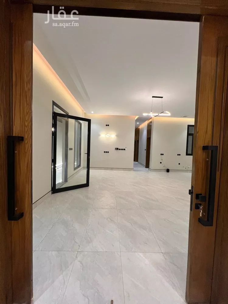 دور للبيع في شارع إبراهيم الحراني, حي النرجس, مدينة الرياض, منطقة الرياض صورة 4