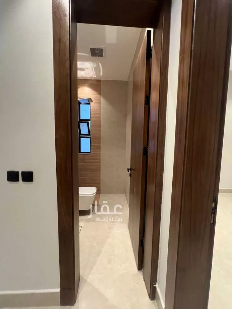 فيلا للبيع في شارع ربيعة بن عبدالله بن الهدير, حي العارض, مدينة الرياض, منطقة الرياض 15