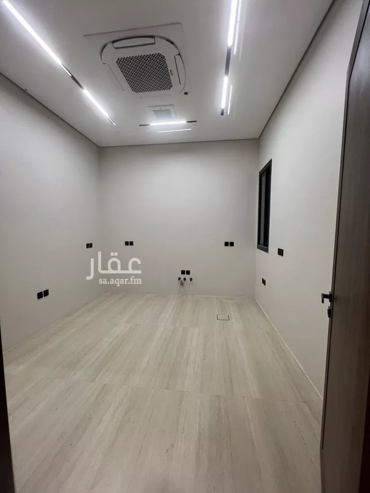 دور للبيع في شارع ‏محمد حسين هيكل, حي العارض, مدينة الرياض, منطقة الرياض 7