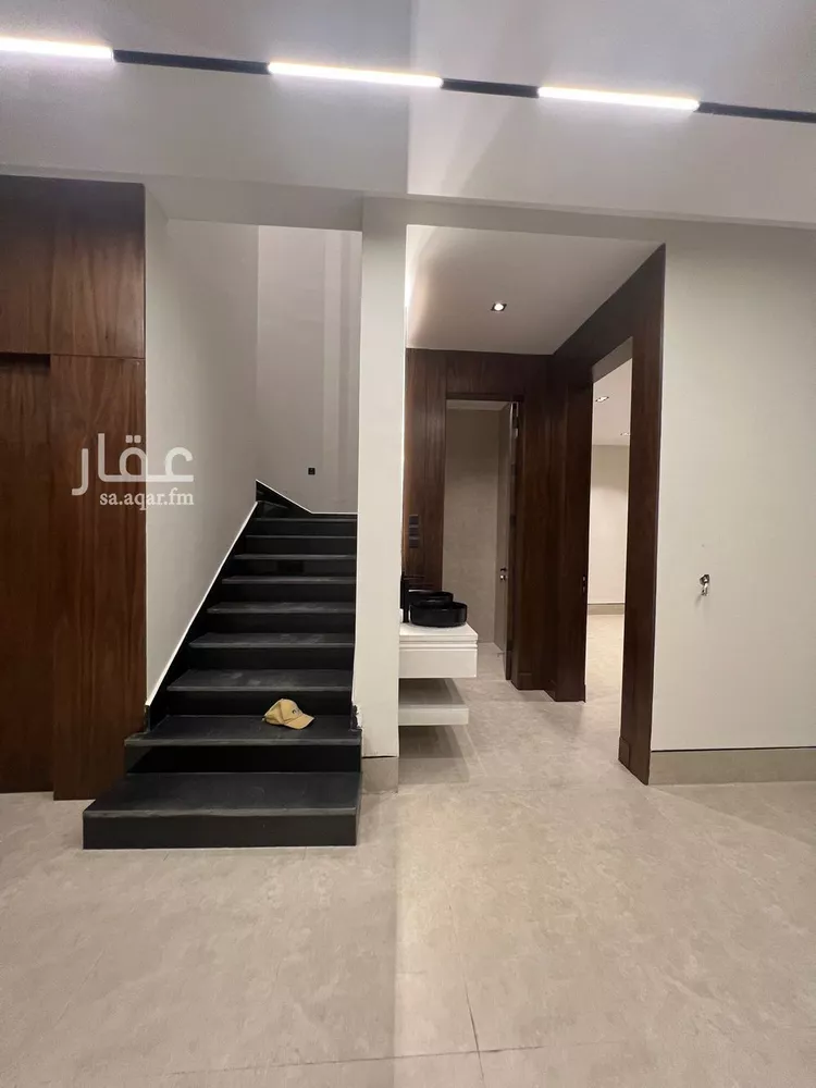 فيلا للبيع في شارع أبي الفضل الطوسي, حي العارض, مدينة الرياض, منطقة الرياض صورة 4