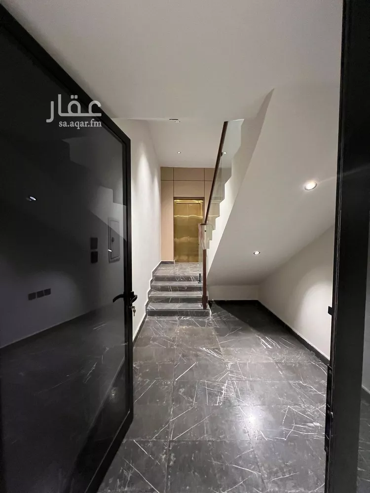 دور للبيع في شارع عبدالله الخزرجي, حي العارض, مدينة الرياض, منطقة الرياض صورة 3