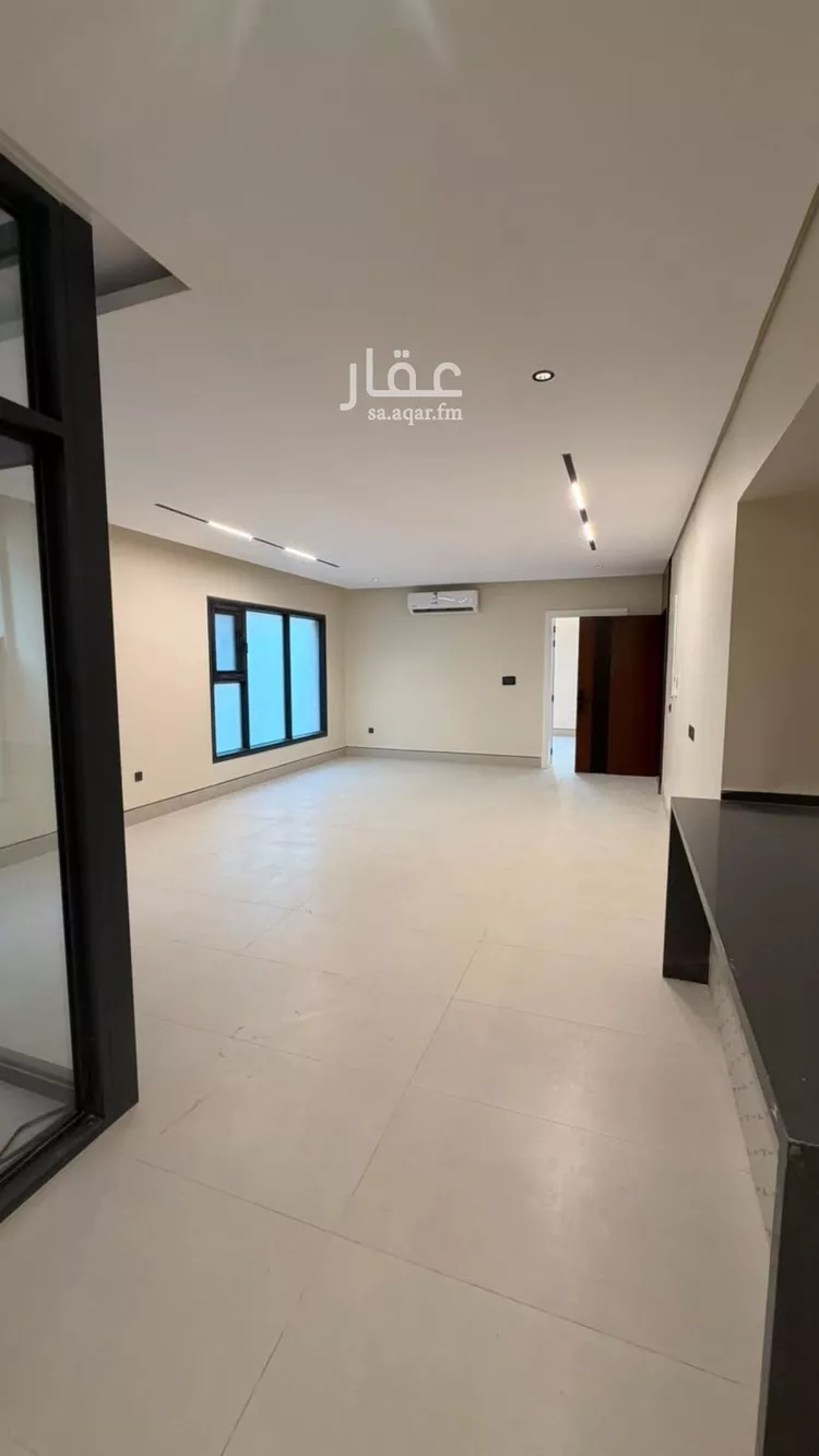 Floor for Sale in Riyadh King Fahd 13