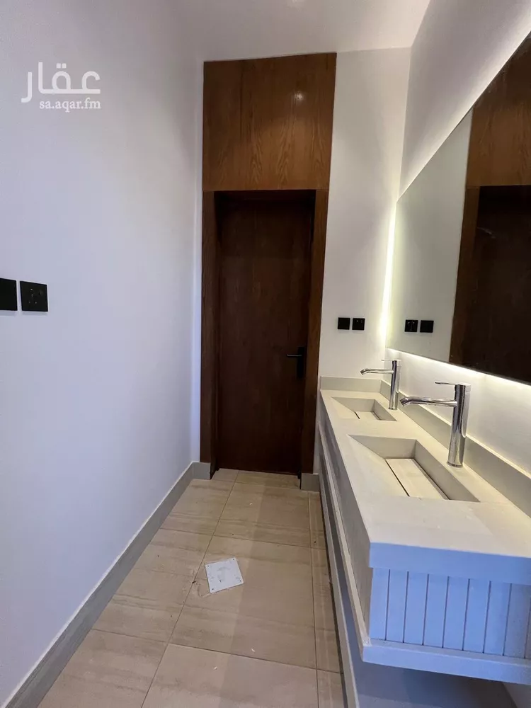 دور للبيع في شارع صالح بن عذل, حي الرمال, مدينة الرياض, منطقة الرياض صورة 2