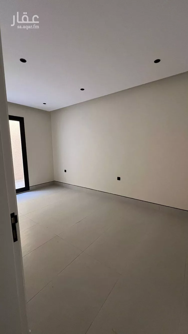 دور للبيع في شارع عبدالله بن بري, حي الملك فهد, مدينة الرياض, منطقة الرياض