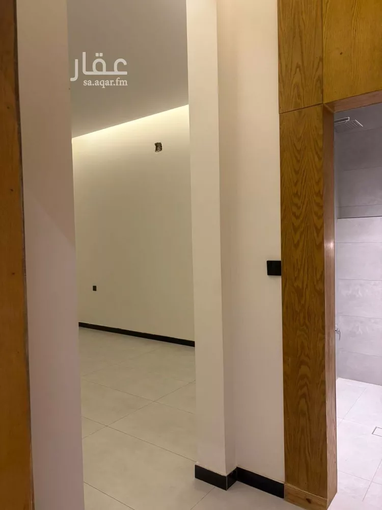 Floor for Sale in Riyadh Al Janadriyah صورة 4