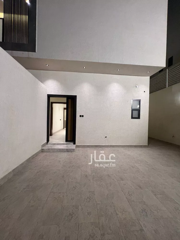 دور للبيع في شارع ربيعة, حي العارض, مدينة الرياض, منطقة الرياض صورة 2
