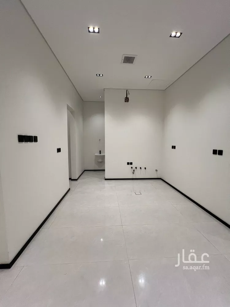 دور للبيع في شارع حماد بن سلمة, حي النرجس, مدينة الرياض, منطقة الرياض