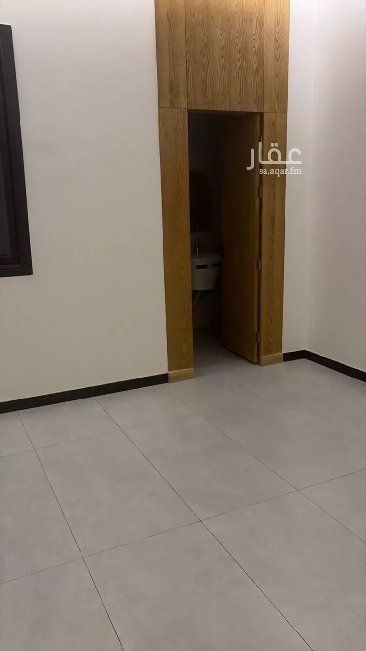 Floor for Sale in Riyadh Al Janadriyah صورة 5