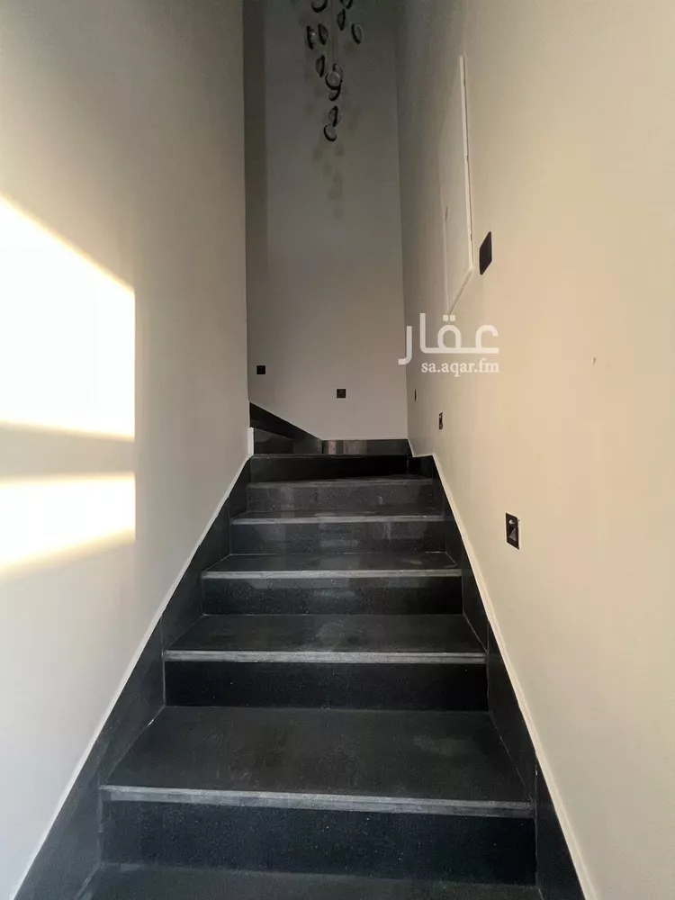 فيلا للبيع في شارع محمود الطرازي , حي النرجس, مدينة الرياض, منطقة الرياض 13