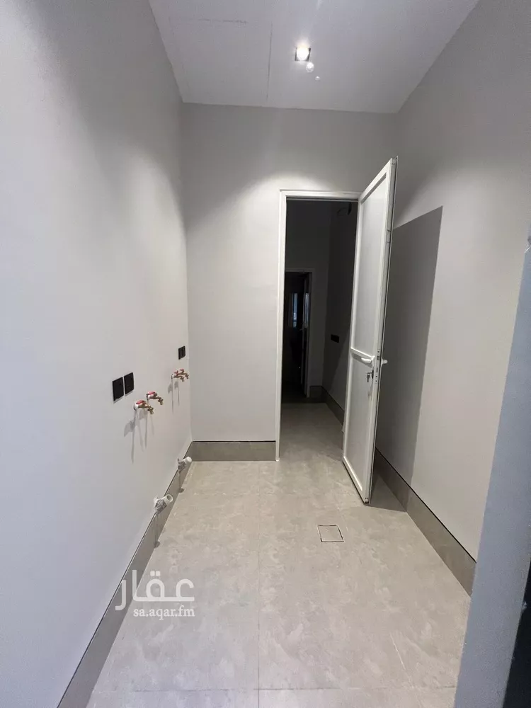 فيلا للبيع في شارع محمود الطرازي , حي النرجس, مدينة الرياض, منطقة الرياض 16