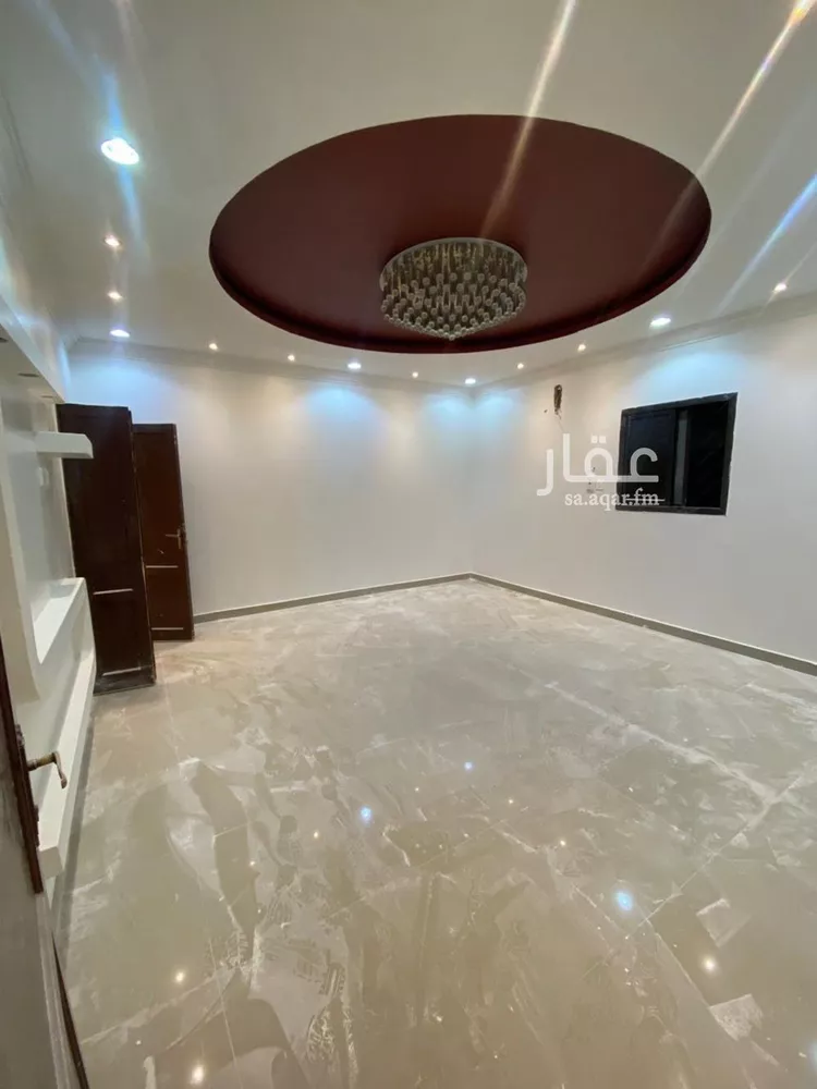 فيلا للبيع في شارع الدفاع, حي إشبيلية, مدينة الرياض, منطقة الرياض صورة 2