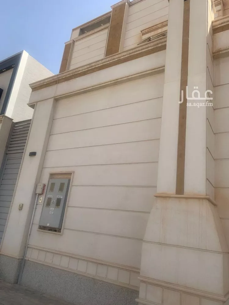 فيلا للبيع في شارع يحيى بن جزلة, حي الرمال, مدينة الرياض, منطقة الرياض