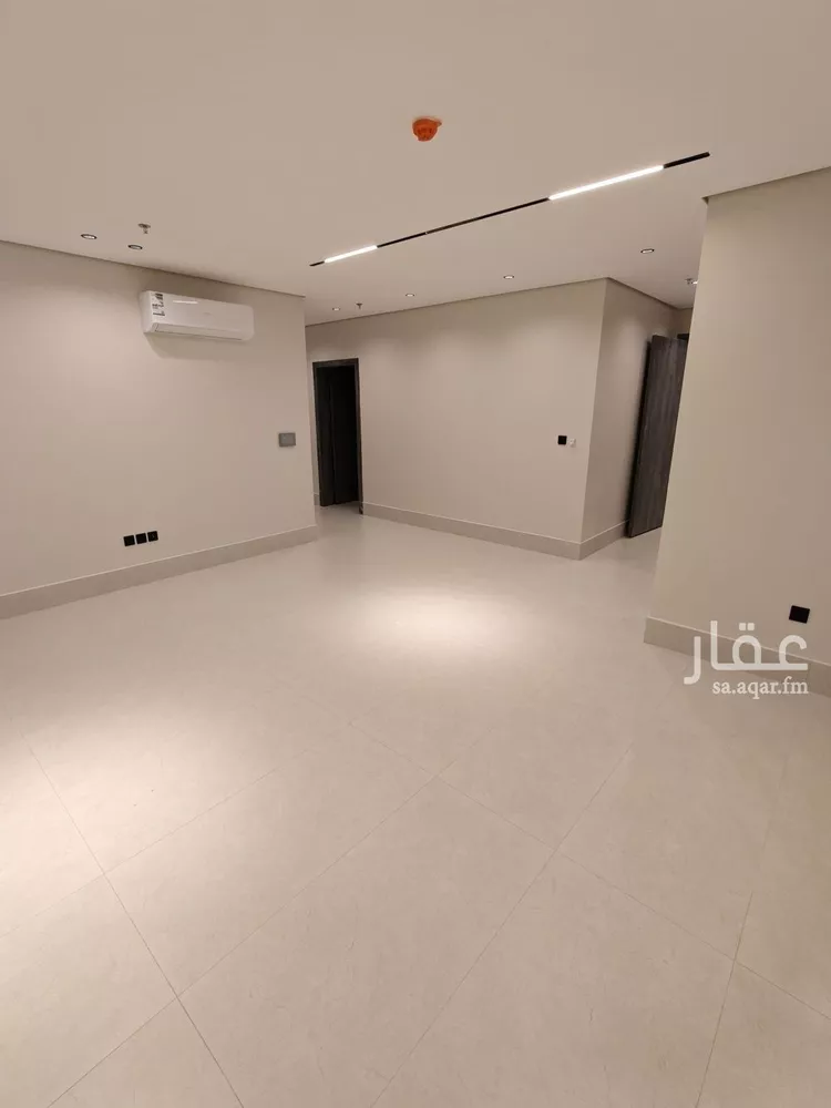 شقة للبيع في شارع الخليل بن احمد, حي الزهور, مدينة الدمام, المنطقة الشرقية