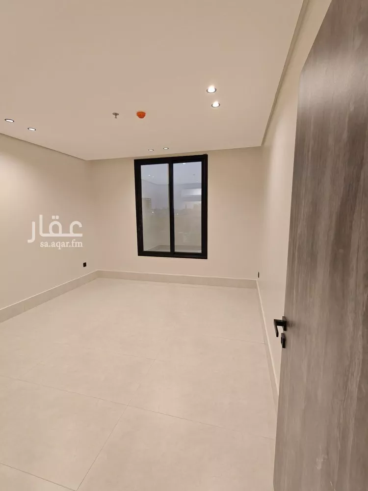 شقة للبيع في شارع الخليل بن احمد, حي الزهور, مدينة الدمام, المنطقة الشرقية 8